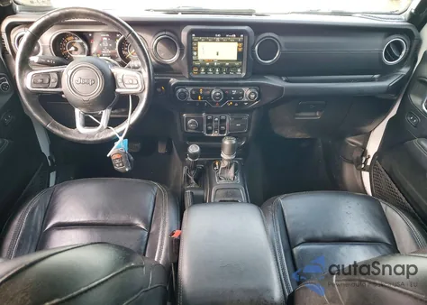 2021 Jeep Wrangler Unlimited Sahara z USA, uszkodzony, nr VIN 1C4HJXEM8MW731623